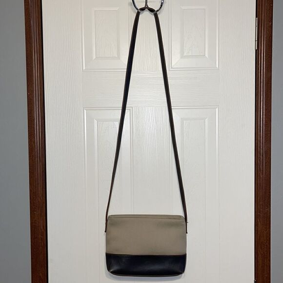 Crazy Horse |A Liz Claiborne Co.| Vintage Canvas & Leather 90’s Shoulder Bag - Picture 8 of 13